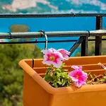 Hotel Garden House